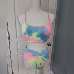 NWT- Tie-Dye Wash Textured Scoop Neck Top High Waisted Bikini Set, Size Medium